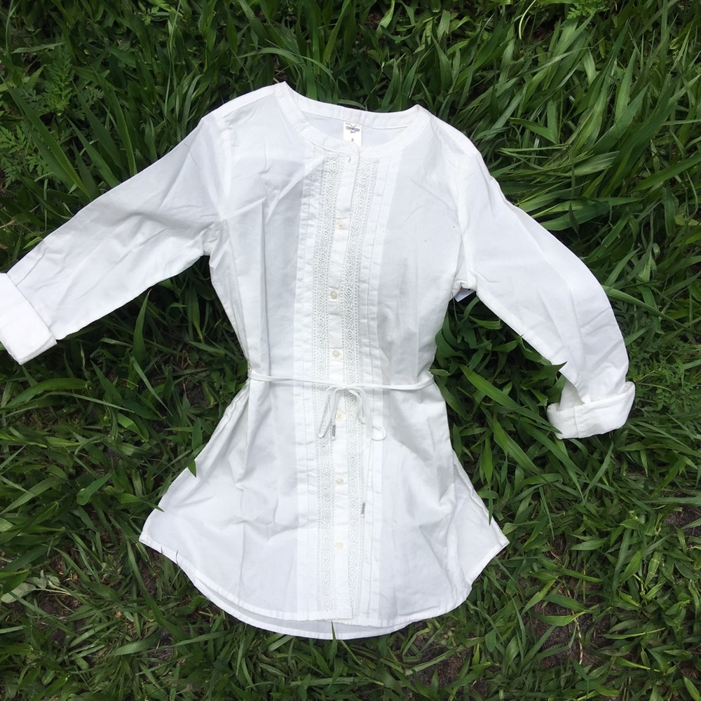 Girls white button shirt